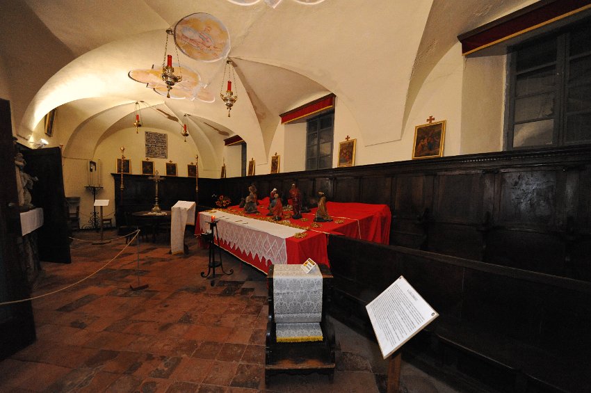 64 Monastero della SS Trinita.JPG